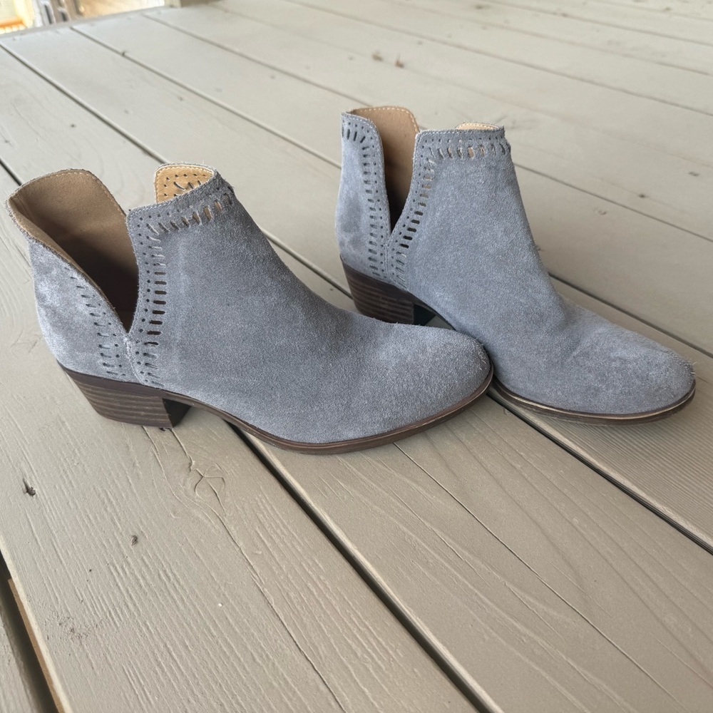 Lucky Bustina Suede Ankle Boots sz 8.5